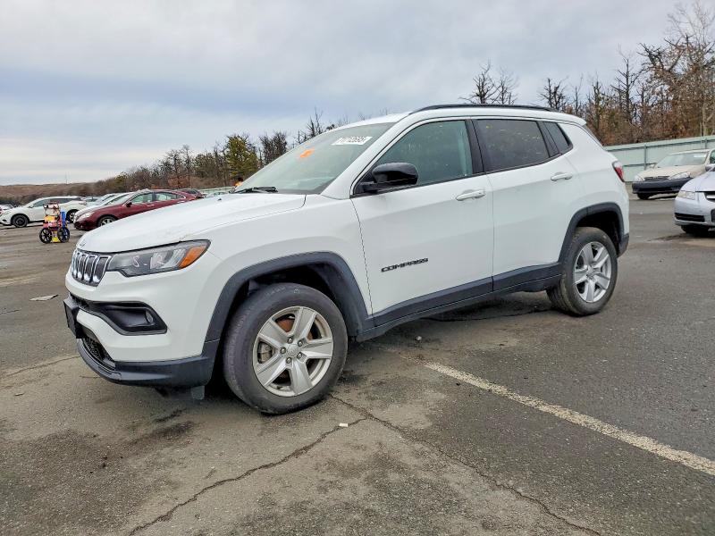 JEEP COMPASS LA 2022 with VIN 3C4NJDBB5NT157333 - Photo from auction