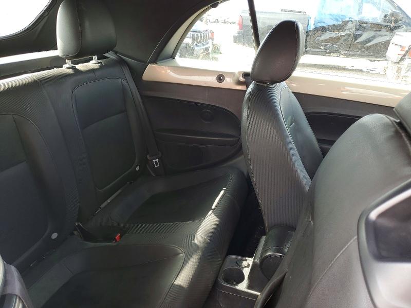 Photo 10 from auction – 2014 VOLKSWAGEN BEETLE with VIN 3VW507AT0EM815839