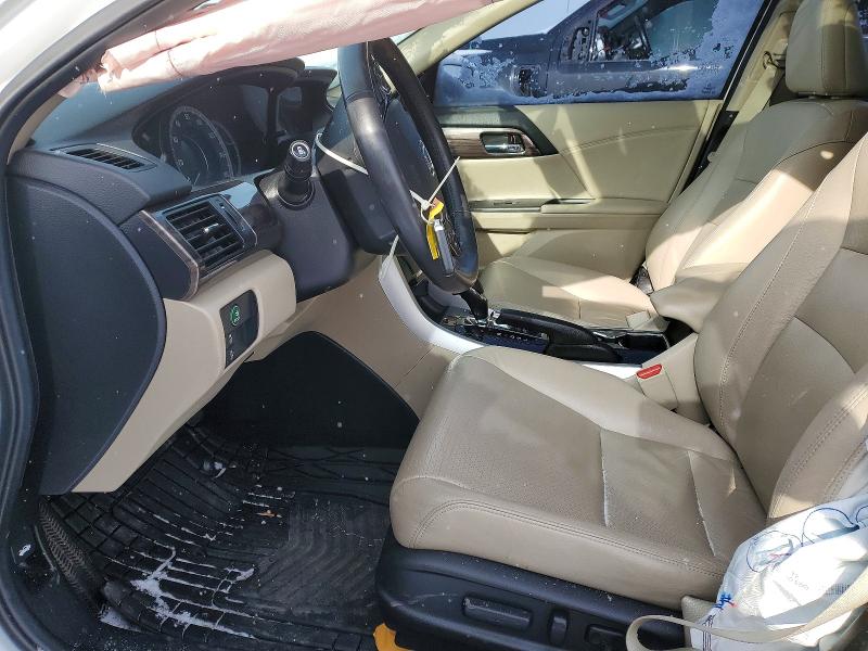 Photo 7 from auction – 2016 HONDA ACCORD with VIN 1HGCR2F98GA089682
