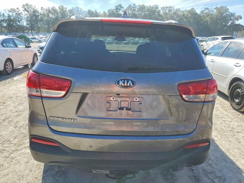 Photo 6 from auction – 2018 KIA SORENTO LX with VIN 5XYPGDA31JG418928
