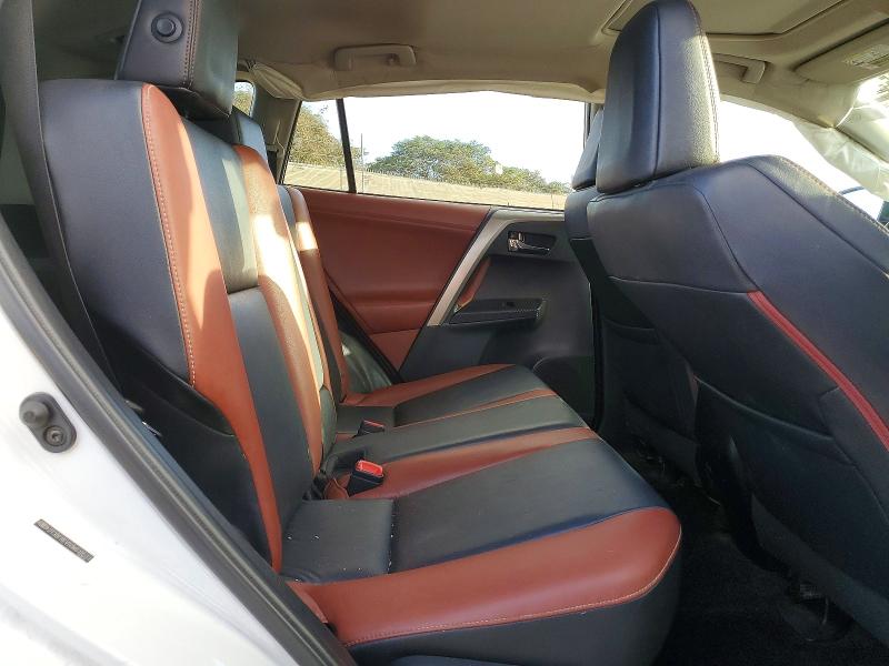 Photo 10 from auction – 2013 TOYOTA RAV4 LIMIT with VIN 2T3DFREV5DW039533