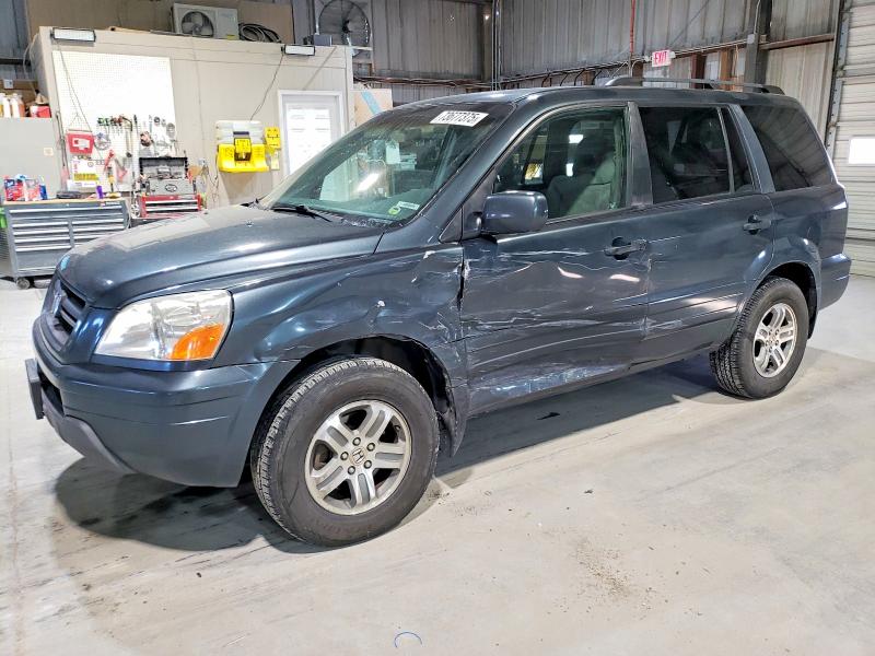 HONDA PILOT EX 2003 with VIN 2HKYF18413H552838 - Photo from auction