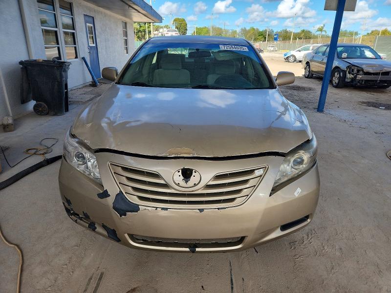 Photo 5 from auction – 2011 TOYOTA CAMRY BASE with VIN 4T1BF3EK1BU175917