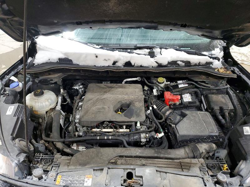 Photo 12 from auction – 2020 FORD ESCAPE with VIN 1FMCU0G69LUA97493