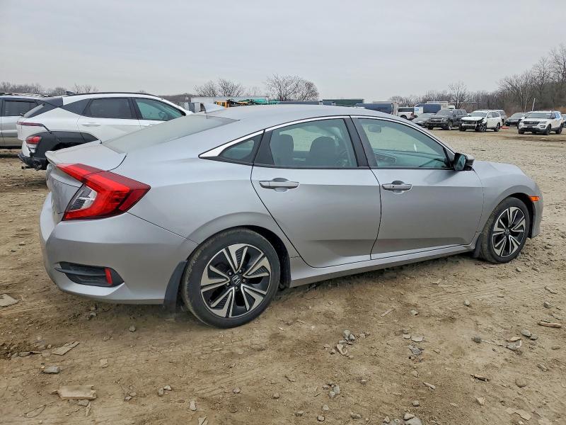 Photo 3 from auction – 2016 HONDA CIVIC EX with VIN 19XFC1F32GE222890