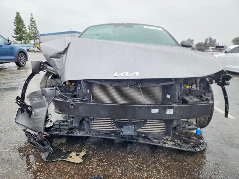 Photo 5 from auction – 2025 KIA K4 with VIN 3KPFW4DC4SE090946