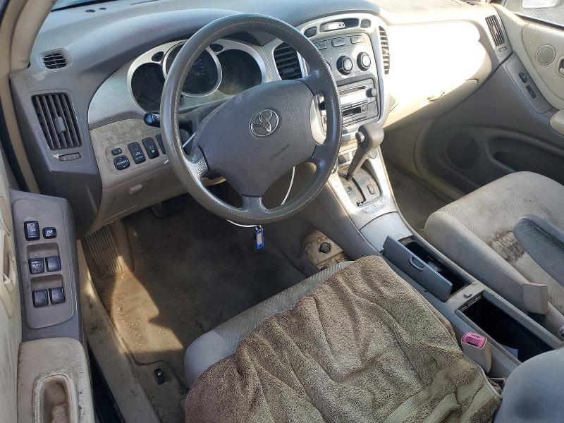 Photo 8 from auction – 2004 TOYOTA HIGHLANDER with VIN JTEDD21A440095205