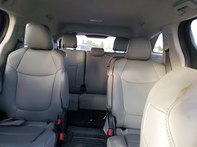 Photo 10 from auction – 2023 TOYOTA SIENNA XLE with VIN 5TDYRKEC3PS171596