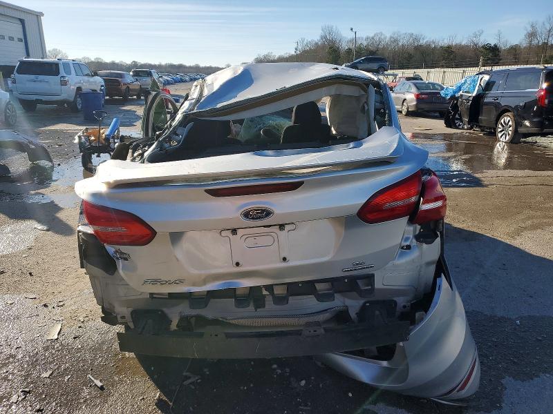 Photo 6 from auction – 2016 FORD FOCUS with VIN 1FADP3F28GL374801