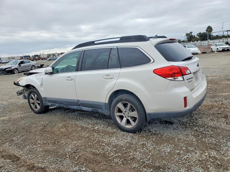 Photo 2 from auction – 2013 SUBARU OUTBACK 3. with VIN 4S4BRDLC1D2320090