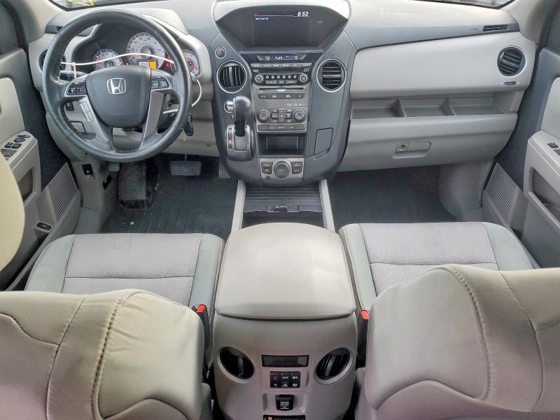 Photo 8 from auction – 2015 HONDA PILOT SE with VIN 5FNYF4H31FB007024