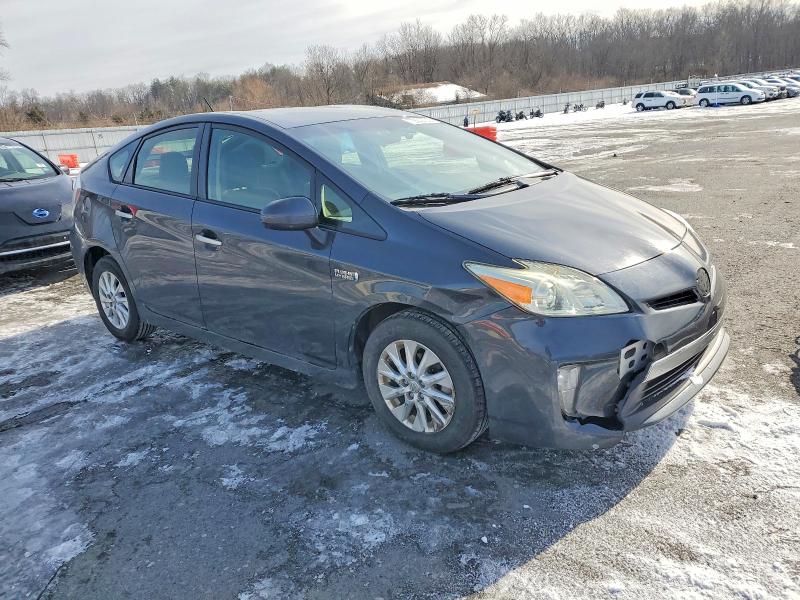 Photo 4 from auction – 2012 TOYOTA PRIUS PLUG with VIN JTDKN3DP7C3017691