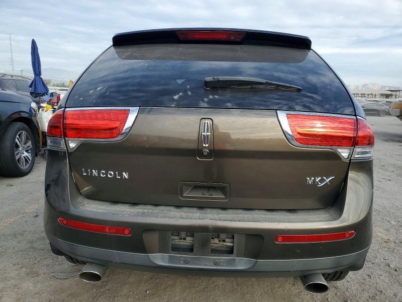 Photo 6 from auction – 2011 LINCOLN MKX with VIN 2LMDJ6JK1BBJ16942