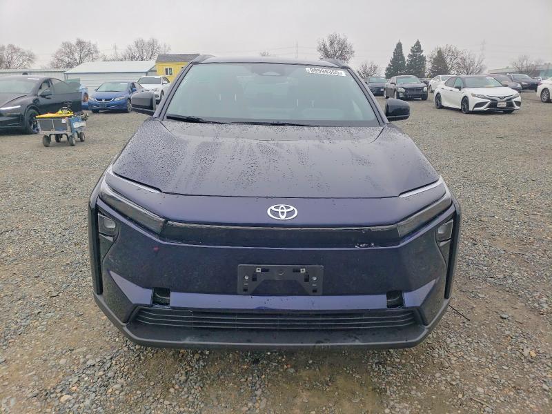 Photo 5 from auction – 2026 TOYOTA BZ XLE with VIN JTMBCAEB0TA003544