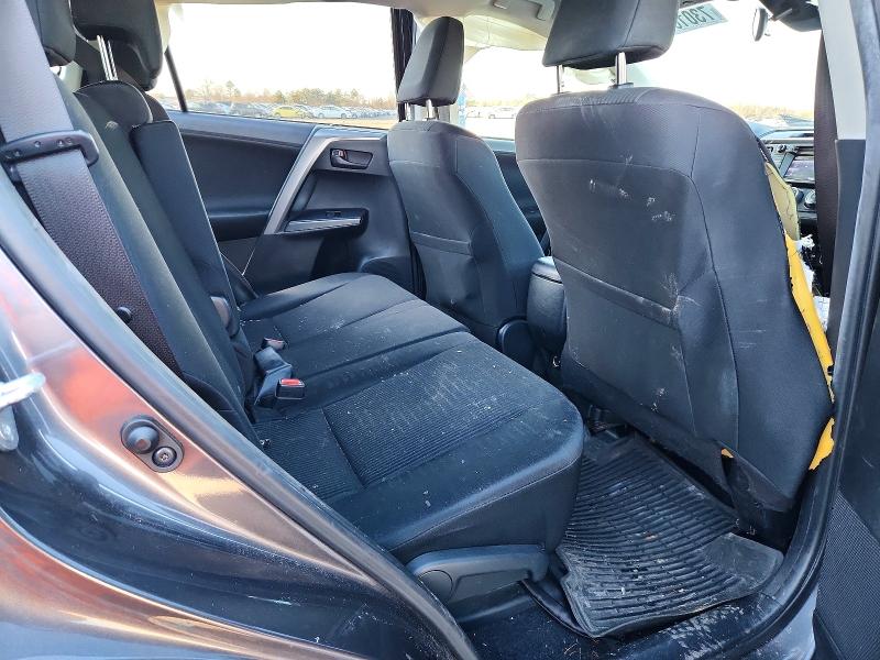 Photo 11 from auction – 2017 TOYOTA RAV4 LE with VIN JTMBFREV3HJ134426