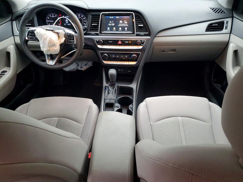 Photo 8 from auction – 2018 HYUNDAI SONATA SE with VIN 5NPE24AF7JH686732