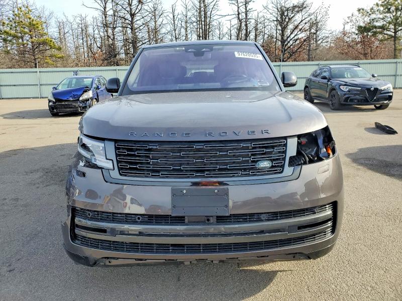 Photo 5 from auction – 2022 LAND ROVER RANGE ROVE with VIN SALKVBE72NA008686
