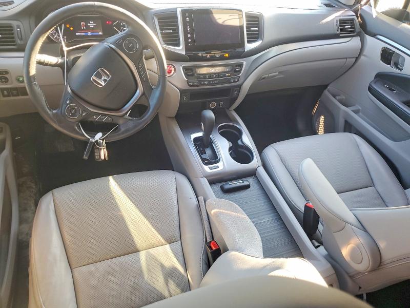 Photo 8 from auction – 2019 HONDA RIDGELINE with VIN 5FPYK2F6XKB004234