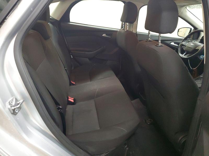 Photo 10 from auction – 2016 FORD FOCUS with VIN 1FADP3F21GL267377