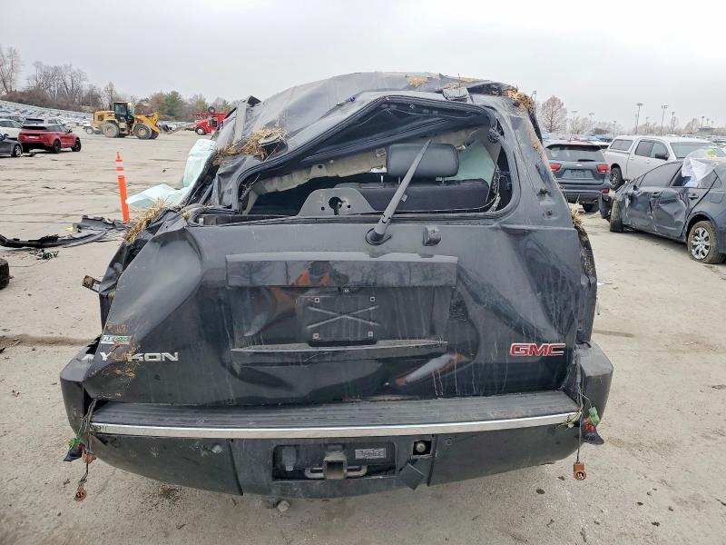 Photo 6 from auction – 2011 GMC YUKON DENA with VIN 1GKS2EEF3BR107768