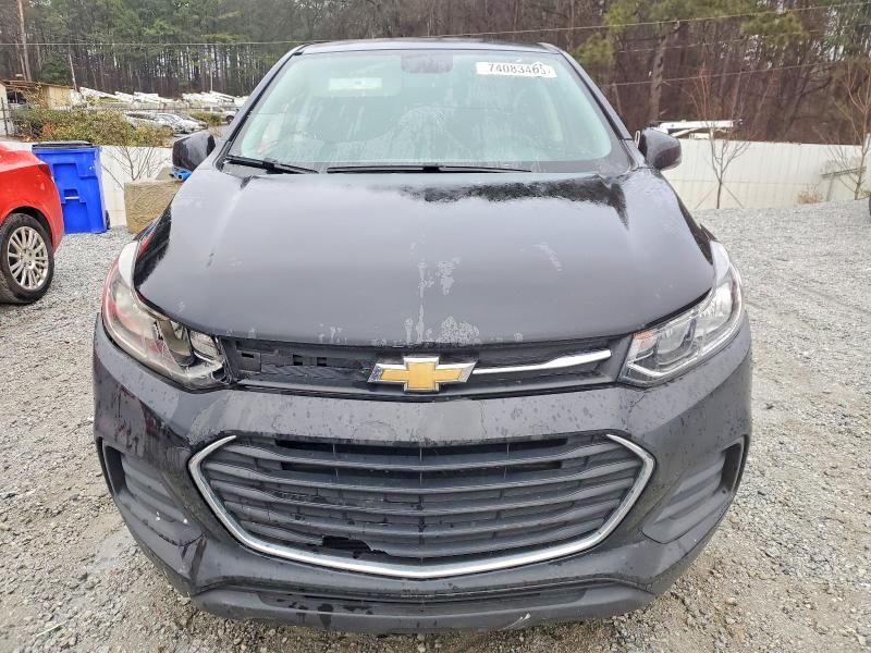 Photo 5 from auction – 2020 CHEVROLET TRAX LS with VIN KL7CJKSB4LB060745