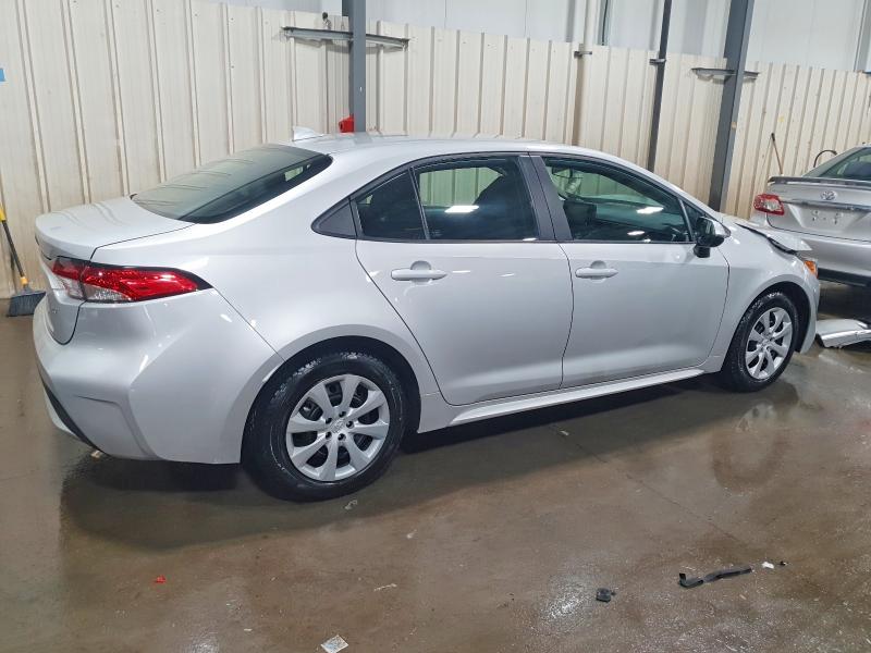 Photo 3 from auction – 2022 TOYOTA COROLLA LE with VIN 5YFEPMAE6NP369087