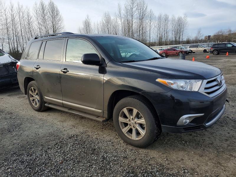 Photo 4 from auction – 2012 TOYOTA HIGHLANDER with VIN 5TDBK3EH5CS101734