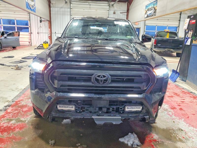 Photo 5 from auction – 2025 TOYOTA TACOMA DOU with VIN 3TMLB5JN1SM145305
