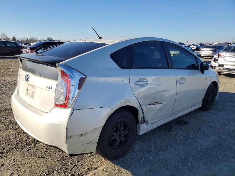 Photo 3 from auction – 2015 TOYOTA PRIUS with VIN JTDKN3DU9F1953138