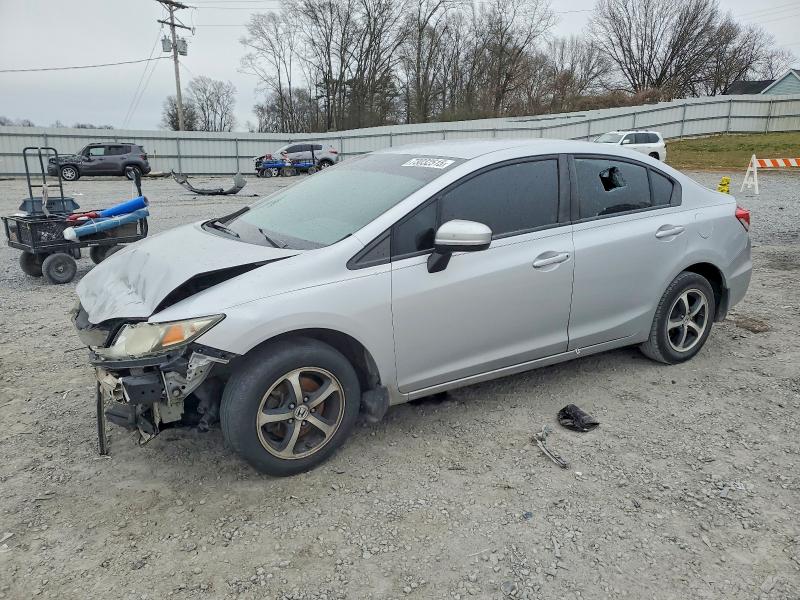 HONDA CIVIC SE 2015 with VIN 2HGFB2F70FH545660 - Photo from auction