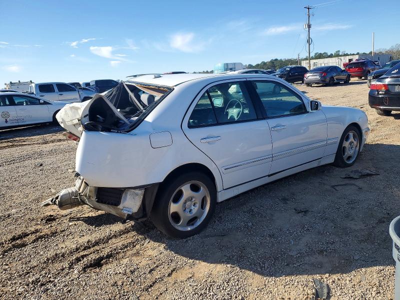 Photo 3 from auction – 2000 MERCEDES-BENZ E with VIN WDBJF70G3YA955176