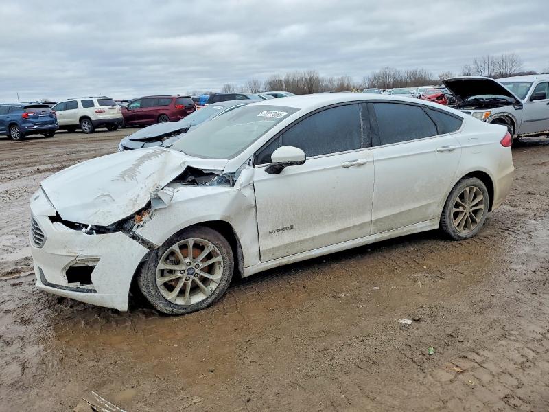 FORD FUSION 2019 with VIN 3FA6P0LU8KR168420 - Photo from auction