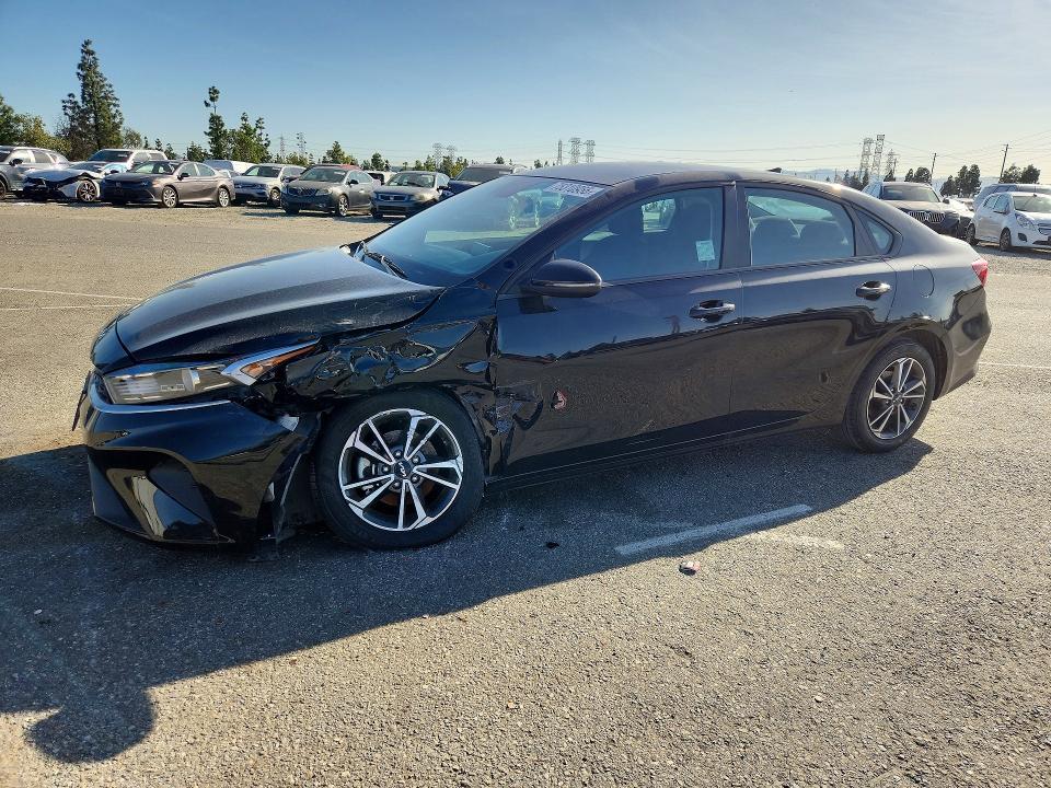 KIA FORTE 2023 with VIN 3KPF24AD3PE673346 - Photo from auction