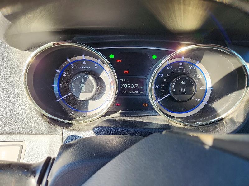 Photo 9 from auction – 2011 HYUNDAI SONATA with VIN 5NPEB4AC2BH257344