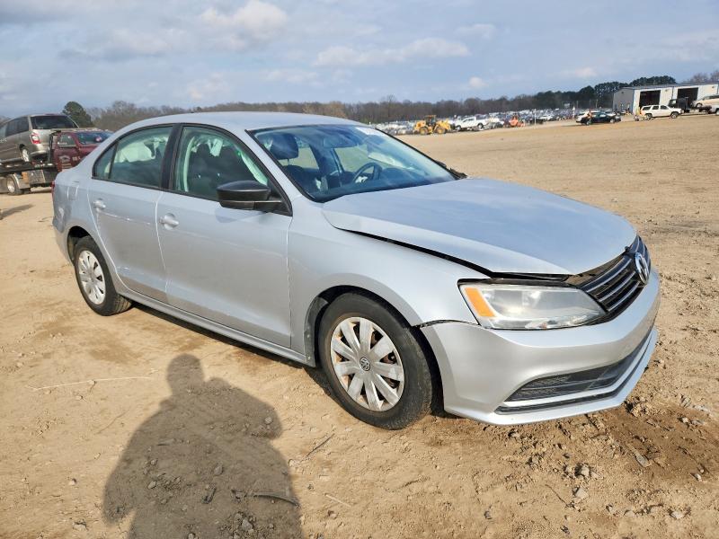 Photo 4 from auction – 2015 VOLKSWAGEN JETTA BASE with VIN 3VW2K7AJ3FM413326