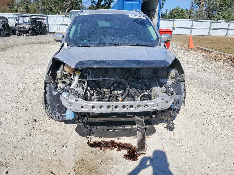 Photo 5 from auction – 2017 FORD ESCAPE with VIN 1FMCU0J93HUB26562
