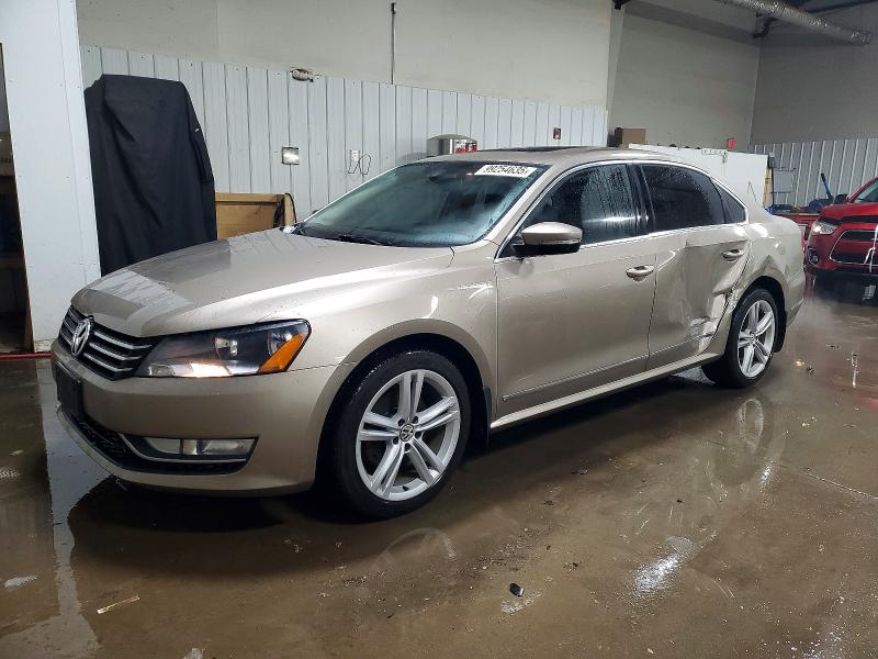 VOLKSWAGEN PASSAT SE 2015 with VIN 1VWBT7A39FC122006 - Photo from auction