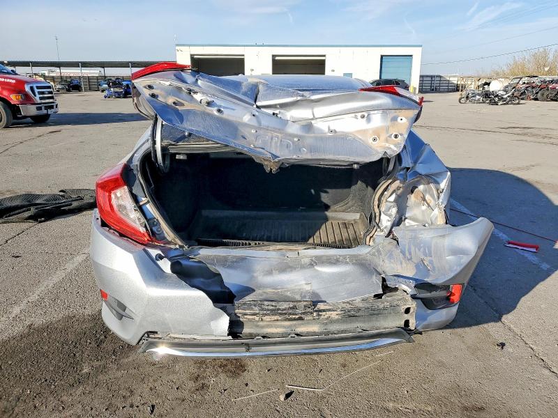 Photo 6 from auction – 2019 HONDA CIVIC with VIN 19XFC2F63KE012310