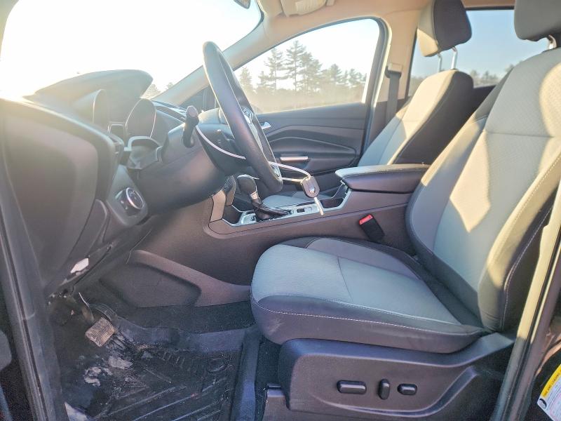 Photo 7 from auction – 2017 FORD ESCAPE SE with VIN 1FMCU9GD0HUD70864