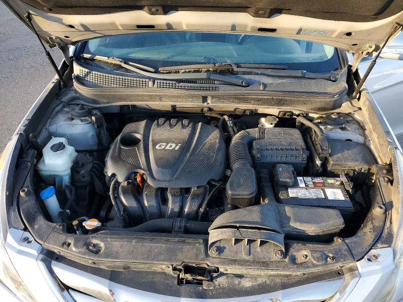 Photo 11 from auction – 2012 HYUNDAI SONATA SE with VIN 5NPEC4AC7CH319576