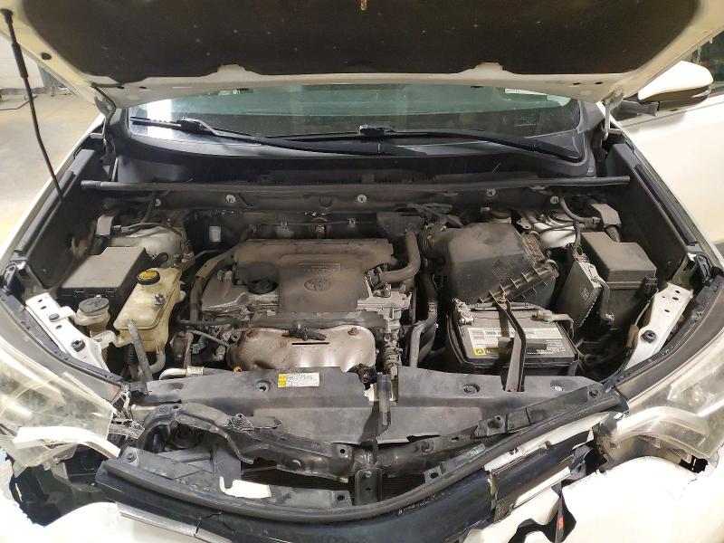 Photo 12 from auction – 2016 TOYOTA RAV4 with VIN 2T3DFREV5GW488523