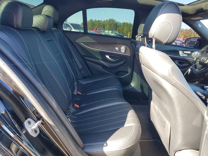 Photo 10 from auction – 2018 MERCEDES-BENZ E 300 with VIN WDDZF4JB4JA487802