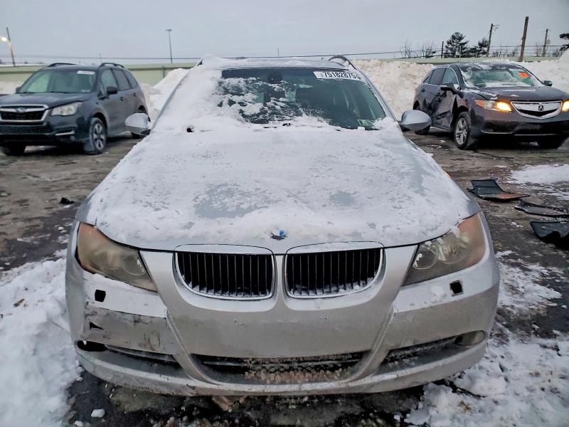Photo 5 from auction – 2006 BMW 325XI with VIN WBAVT13556KW23571