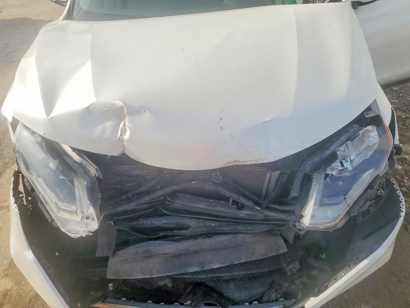 Photo 12 from auction – 2018 NISSAN ROGUE S with VIN KNMAT2MT5JP545101