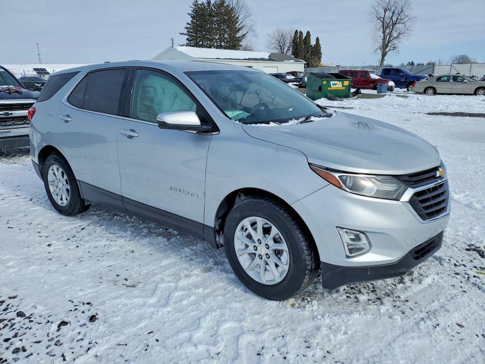 Photo 4 from auction – 2018 CHEVROLET EQUINOX with VIN 2GNAXJEV2J6288940