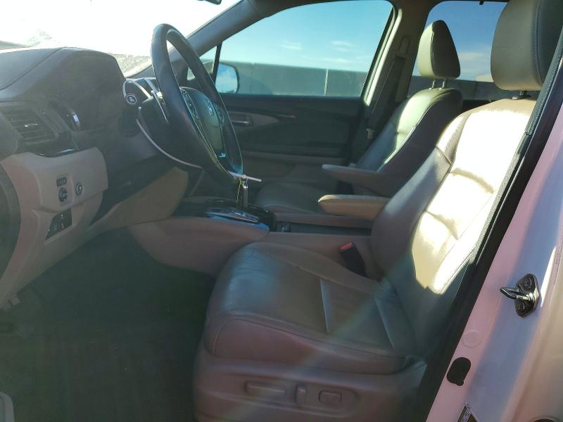 Photo 7 from auction – 2016 HONDA PILOT TOUR with VIN 5FNYF5H92GB052677