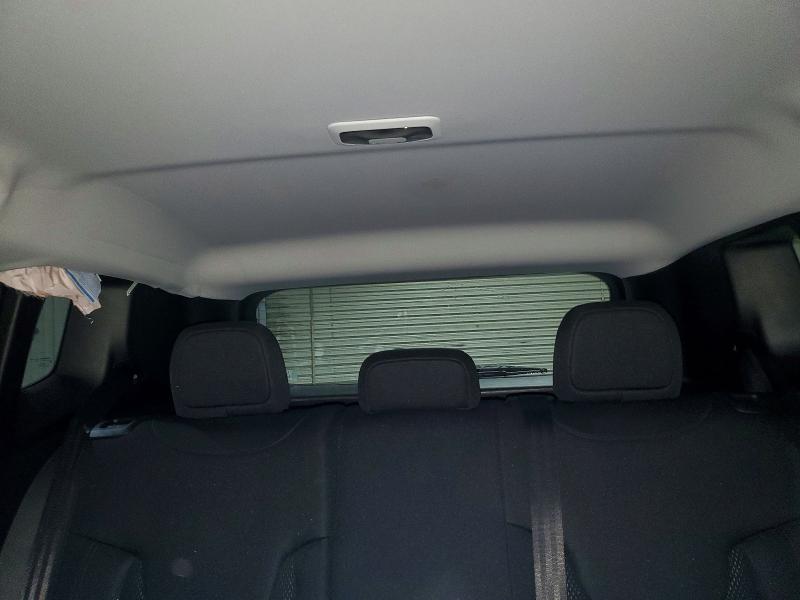 Photo 10 from auction – 2018 JEEP RENEGADE L with VIN ZACCJBBB9JPH37469