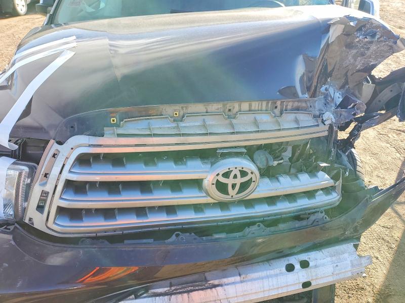 Photo 12 from auction – 2013 TOYOTA SEQUOIA with VIN 5TDJW5G18DS087616