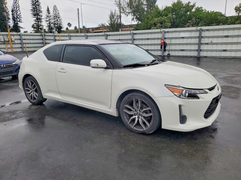 Photo 4 from auction – 2016 TOYOTA SCION TC with VIN JTKJF5C75GJ022484