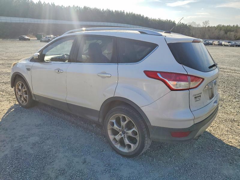 Photo 2 from auction – 2014 FORD ESCAPE with VIN 1FMCU0JX4EUB24085